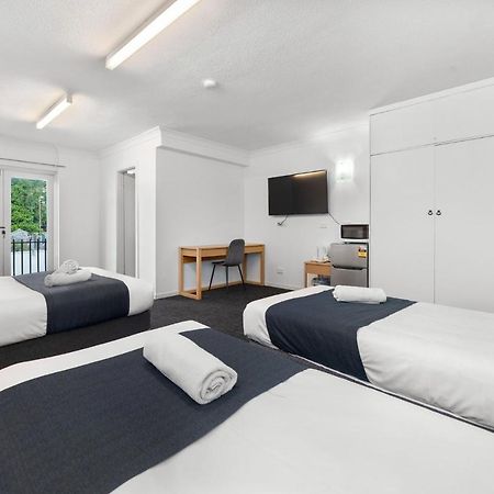 Hamilton Brisbane Airport Hotel Exterior photo