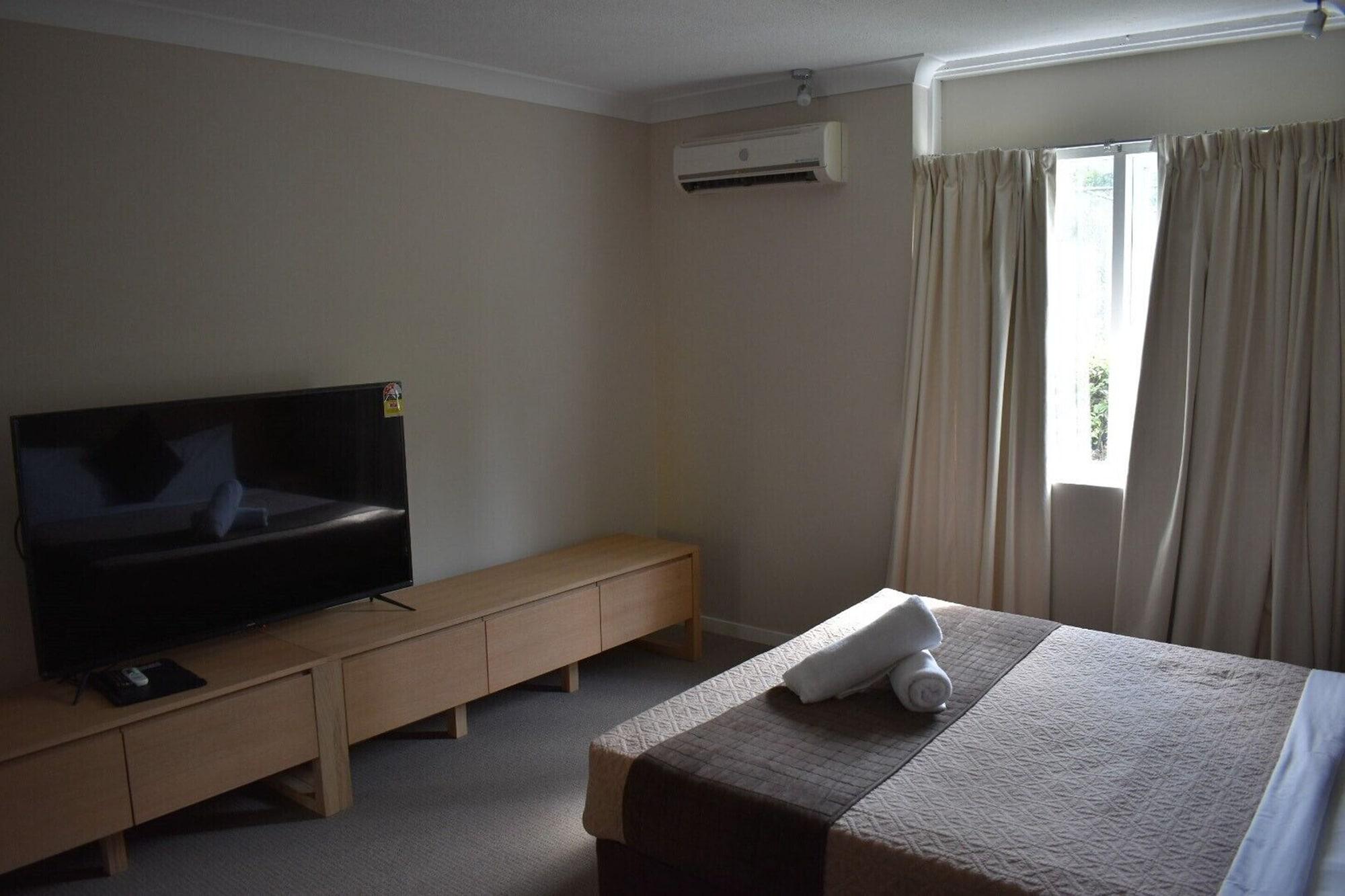 Hamilton Brisbane Airport Hotel Exterior photo